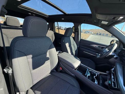 New 2026 Chevrolet Traverse LT w/ Sun and Wheel Package image 14