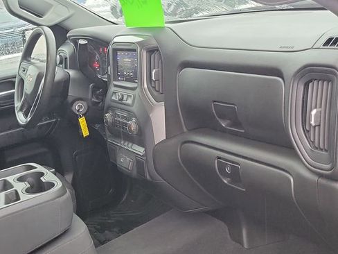 Used 2020 Chevrolet Silverado 1500 Custom w/ Custom Value Package image 27