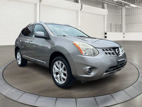 Used 2011 Nissan Rogue SV w/ SL Pkg image 1