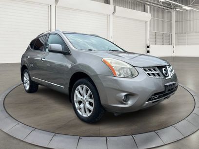 Used 2011 Nissan Rogue SV w/ SL Pkg