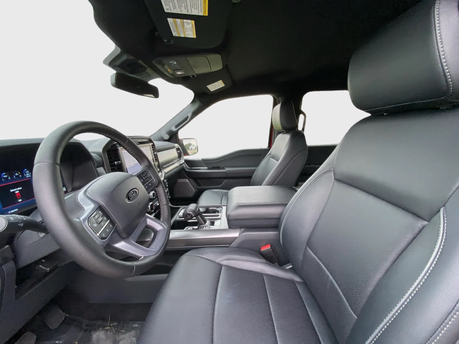 Used 2026 Ford F150 Lariat RWD image 11