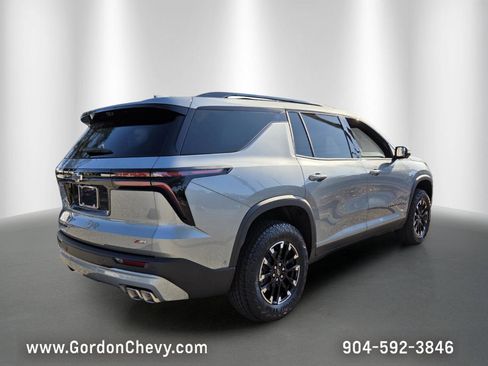 New 2026 Chevrolet Traverse Z71 w/ Enhanced Driving Package AWD/4WD image 7