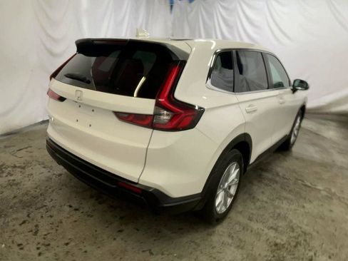 Used 2025 Honda CR-V EX image 8