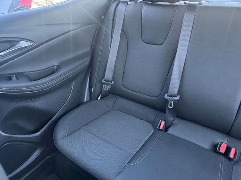 Used 2025 Buick Encore GX Preferred image 37