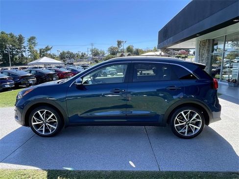 Used 2021 Kia Niro Touring image 18