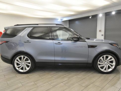 Used 2019 Land Rover Discovery HSE Luxury image 6