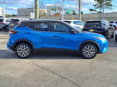 Used 2021 Nissan Kicks SV image 23