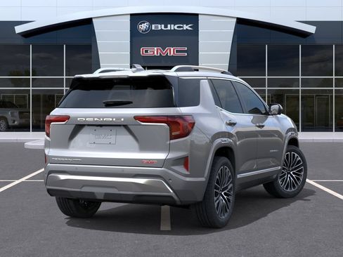 New 2027 GMC Terrain Denali w/ LPO, Floor Liner Package AWD/4WD image 4