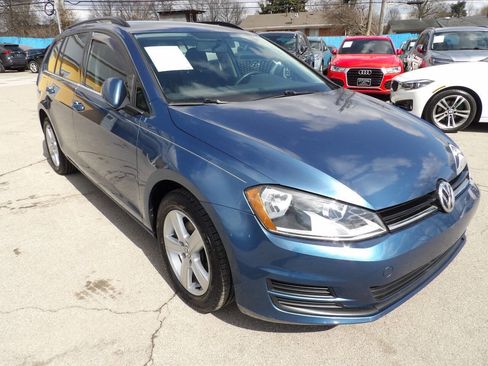 Used 2015 Volkswagen Golf TDI S image 3