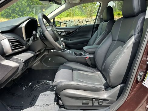 Certified 2024 Subaru Outback Touring XT AWD/4WD image 17