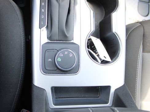 Used 2025 Chevrolet Blazer LT AWD/4WD image 16
