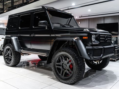 Used 2018 Mercedes-Benz G 550 Squared image 5