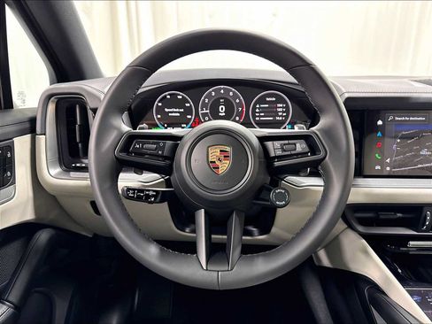 New 2026 Porsche Cayenne AWD/4WD image 15