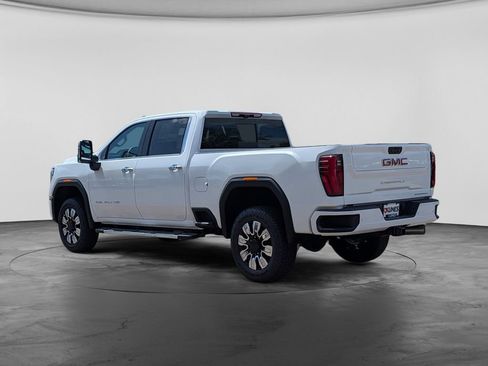 New 2026 GMC Sierra 3500 Denali w/ Denali Reserve Package AWD/4WD image 11