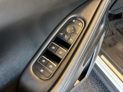 Used 2023 INFINITI QX60 Pure AWD/4WD image 15