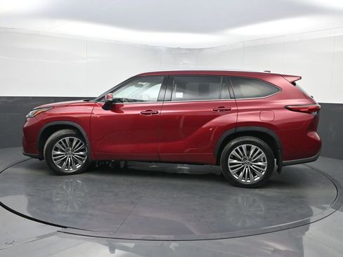 Used 2023 Toyota Highlander Platinum image 47