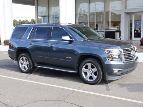 Used 2019 Chevrolet Tahoe Premier image 2