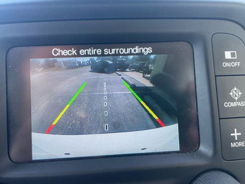 Used 2016 Jeep Renegade Latitude w/ Cold Weather Group AWD/4WD image 21