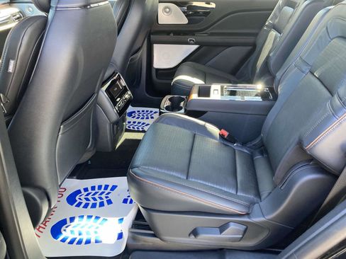 New 2025 Lincoln Aviator Black Label image 17