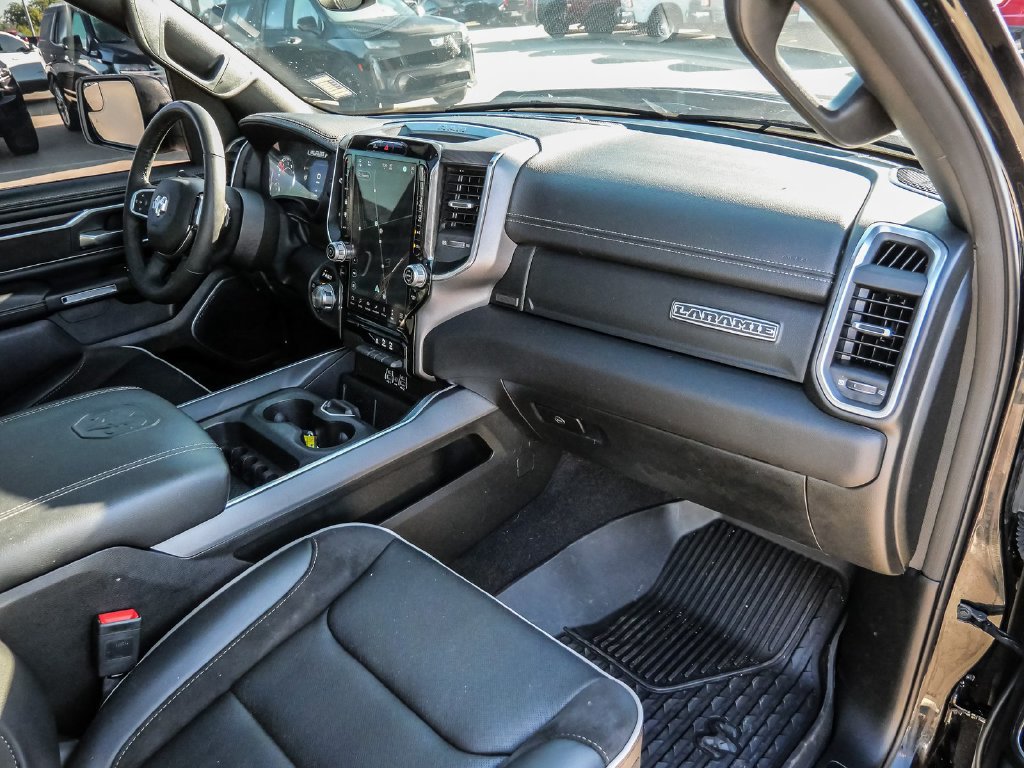 Used 2025 RAM 1500 Laramie w/ Sport Appearance Package AWD/4WD image 16