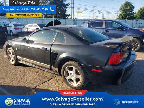 Used 2004 Ford Mustang Coupe RWD image 3