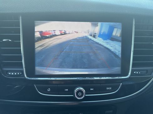 Used 2018 Buick Encore Preferred image 22