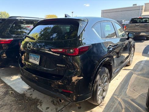 Used 2025 MAZDA CX-5 AWD 2.5 S w/ Preferred Package image 3