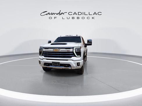 Used 2025 Chevrolet Silverado 2500 LT w/ Z71 Chrome Sport Edition AWD/4WD image 4