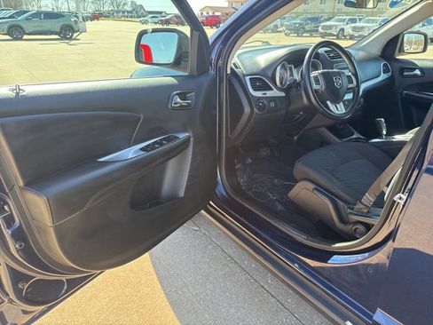 Used 2018 Dodge Journey SE w/ Connectivity Group image 9