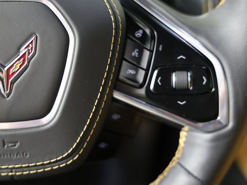 Certified 2025 Chevrolet Corvette Stingray Preferred Conv w/ Z51 Performance Package image 13