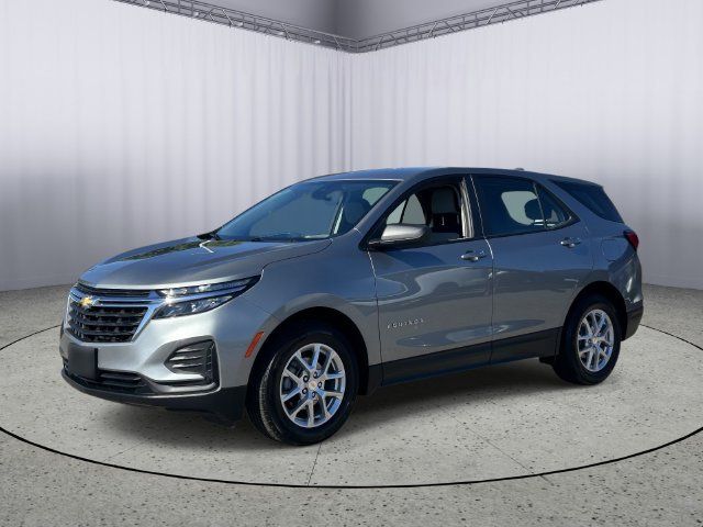 Used 2024 Chevrolet Equinox LS FWD image 1
