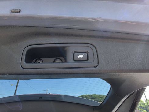 Used 2022 Honda Pilot TrailSport image 14