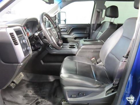 Used 2017 GMC Sierra 1500 SLT w/ All Terrain X Package AWD/4WD image 16