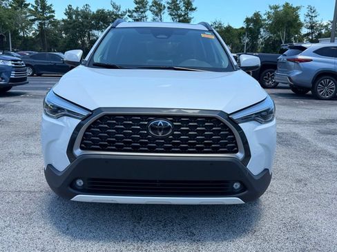 Used 2023 Toyota Corolla Cross XLE w/ Convenience Package AWD/4WD image 2