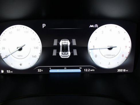 Used 2023 Hyundai Santa Fe Calligraphy image 36