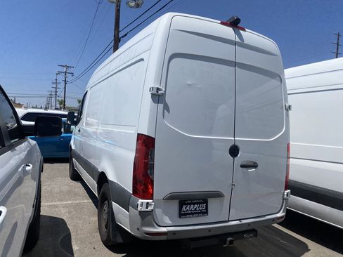 Used 2021 Mercedes-Benz Sprinter 2500 w/ Premium Plus Package image 10