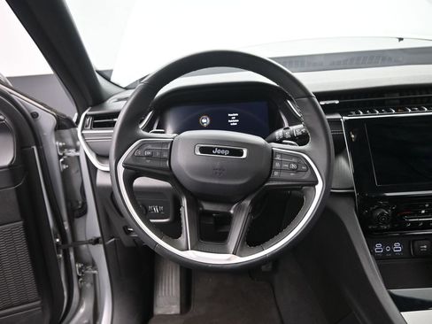Used 2024 Jeep Grand Cherokee L Laredo AWD/4WD image 29