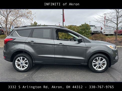 Used 2019 Ford Escape SEL image 14