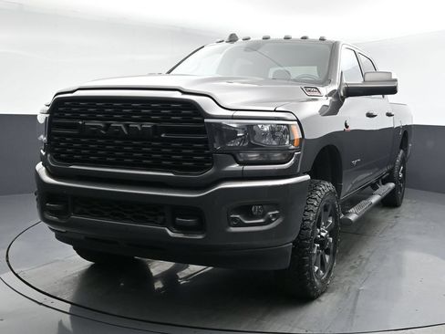 Used 2022 RAM 2500 Big Horn w/ Night Edition AWD/4WD image 1