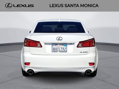 Used 2013 Lexus IS 250 w/ Premium Pkg Value Edition RWD image 6