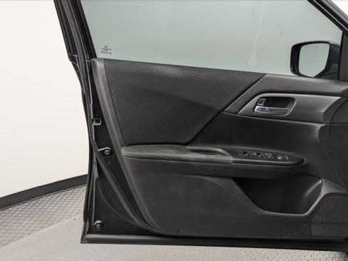 Used 2014 Honda Accord LX image 13