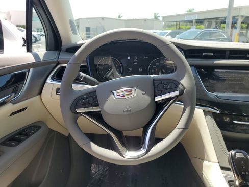 New 2025 Cadillac XT6 Premium Luxury w/ Technology Package image 18