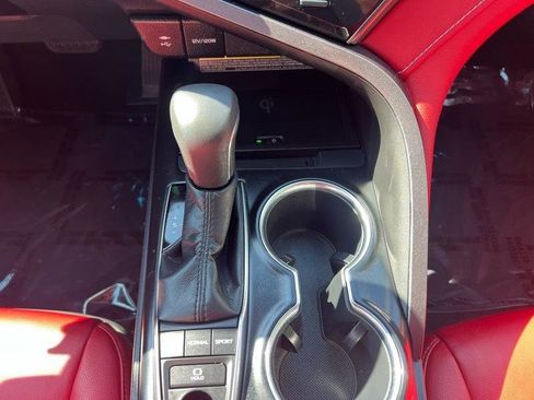 Used 2019 Toyota Camry XSE image 14