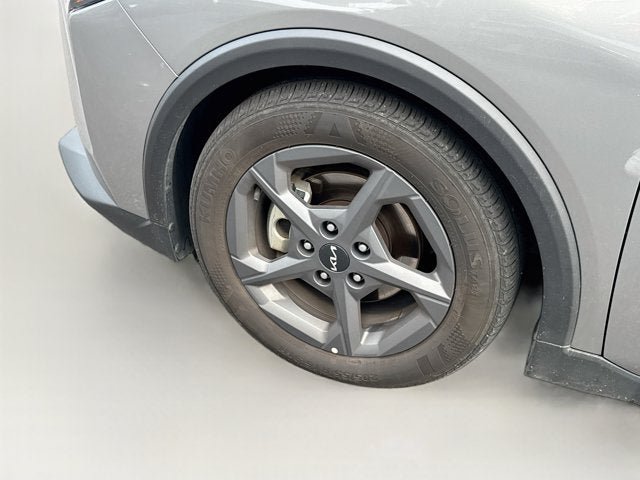Certified 2025 Kia K4 FWD image 27