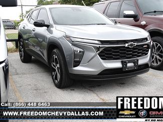 Used 2025 Chevrolet Trax RS w/ Driver Confidence Package FWD video 1