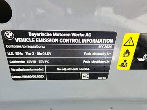 Used 2024 BMW i4 M50 image 63