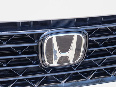 Certified 2023 Honda Accord LX image 4