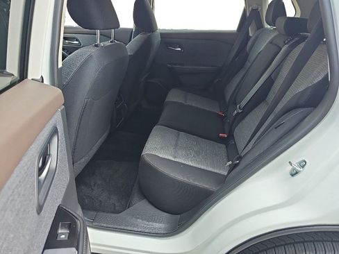 Used 2023 Nissan Rogue SV AWD/4WD image 12