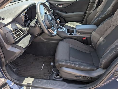 Used 2024 Subaru Outback Premium AWD/4WD image 9