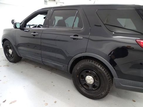 Used 2018 Ford Explorer 4WD Police Interceptor w/ 2-tone Vinyl Package #1 image 13